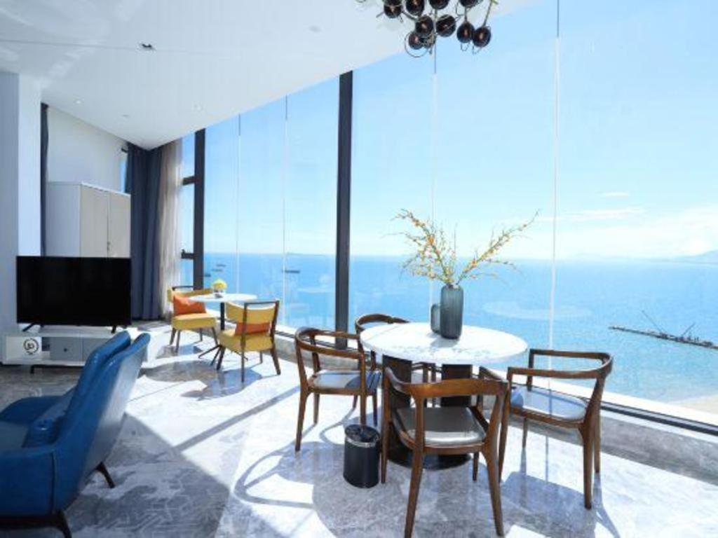 Rock Platinum Sea View Hotel Sanya Exterior photo