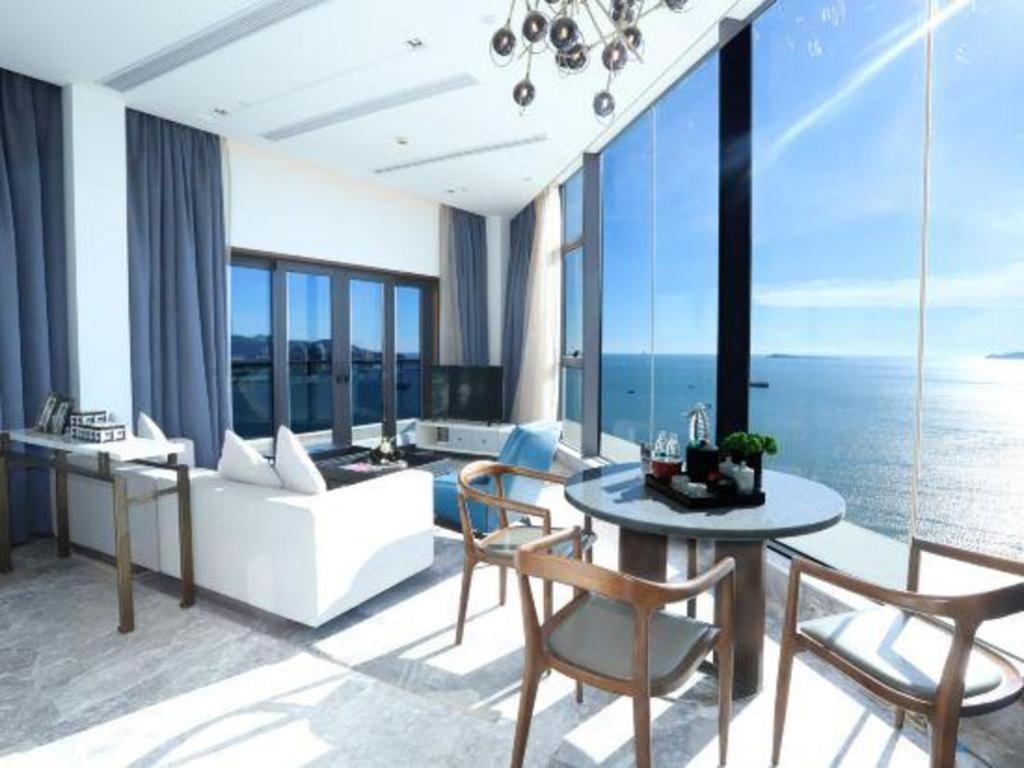 Rock Platinum Sea View Hotel Sanya Exterior photo