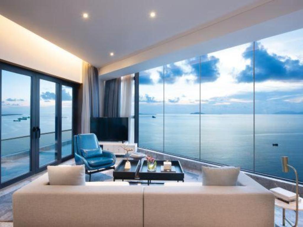 Rock Platinum Sea View Hotel Sanya Exterior photo