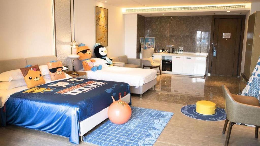 Rock Platinum Sea View Hotel Sanya Exterior photo