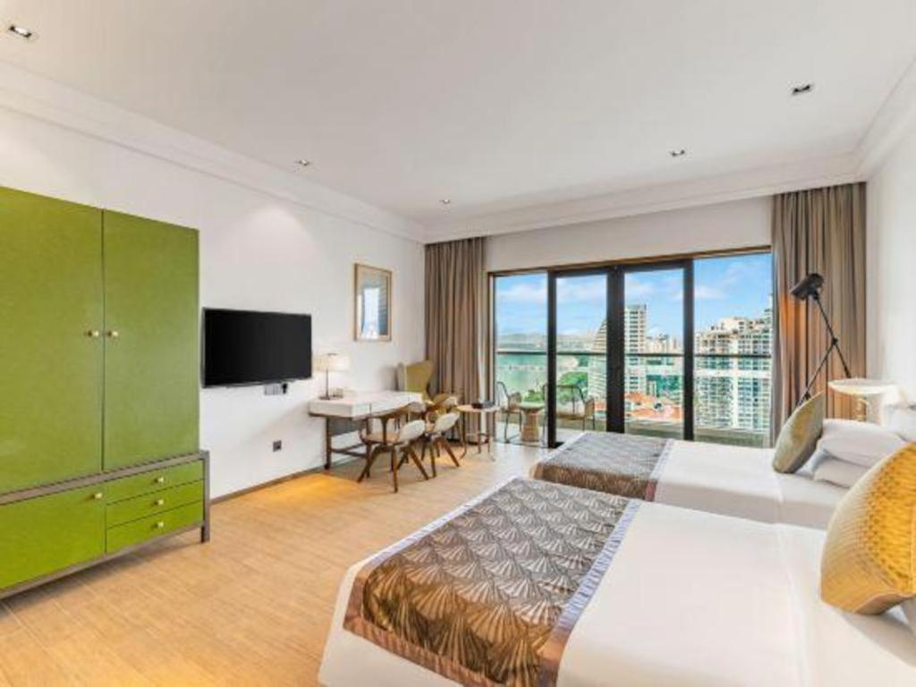 Rock Platinum Sea View Hotel Sanya Exterior photo