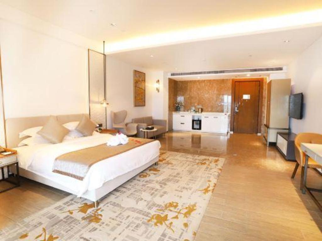 Rock Platinum Sea View Hotel Sanya Exterior photo