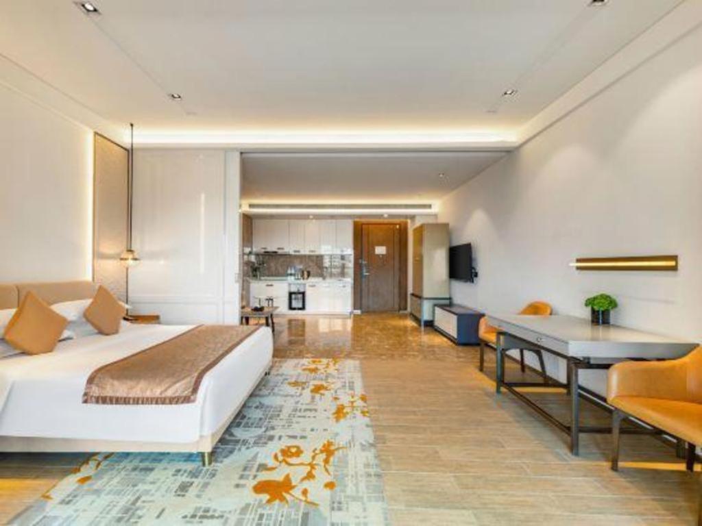 Rock Platinum Sea View Hotel Sanya Exterior photo